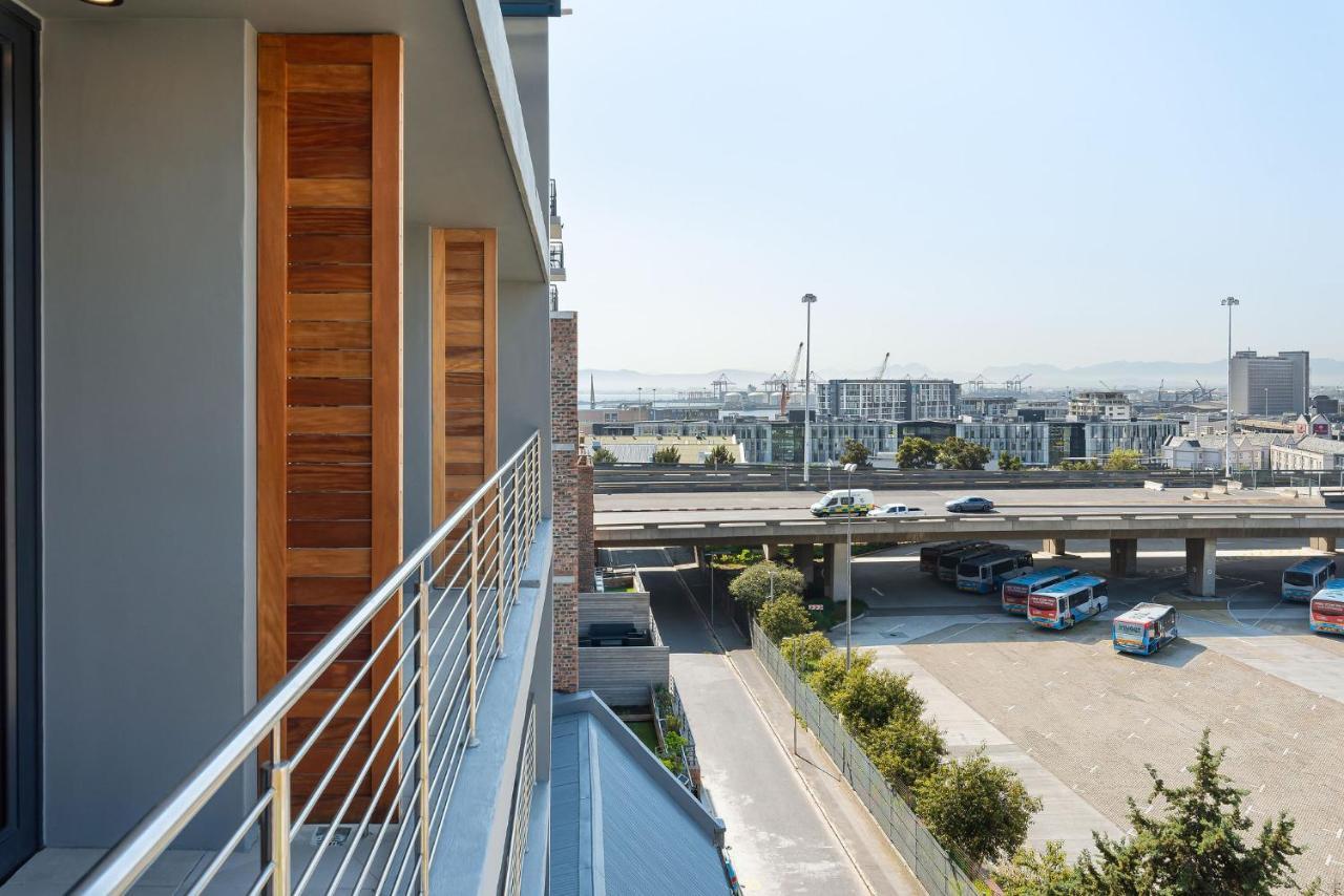 The Docklands Luxury Apartments Cape Town Exterior photo