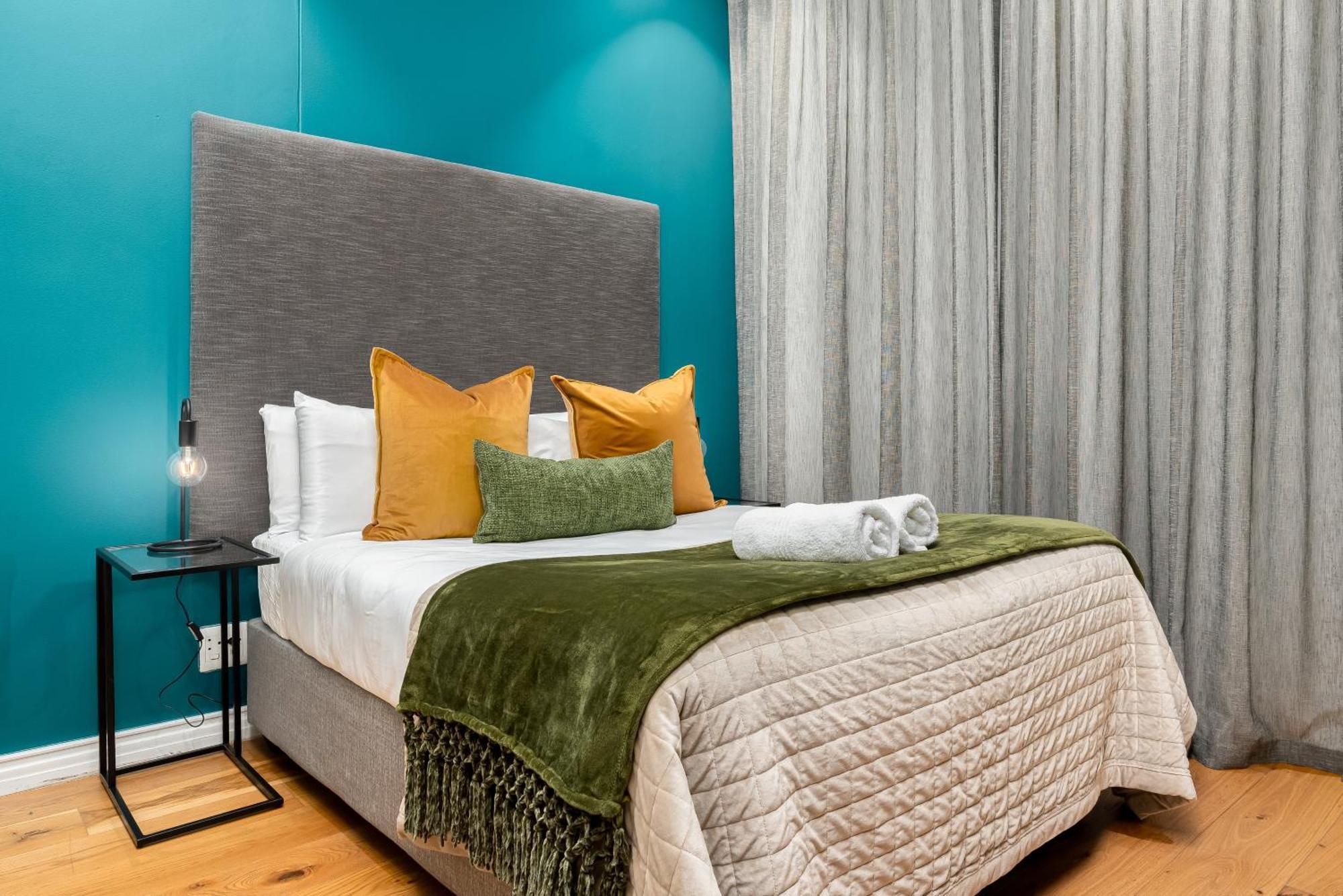 The Docklands Luxury Apartments Cape Town Exterior photo