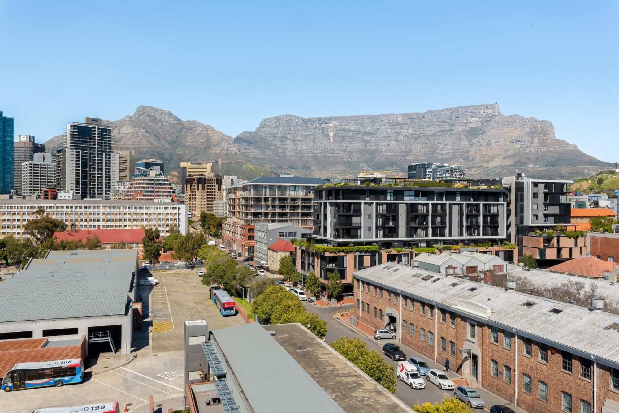 The Docklands Luxury Apartments Cape Town Exterior photo