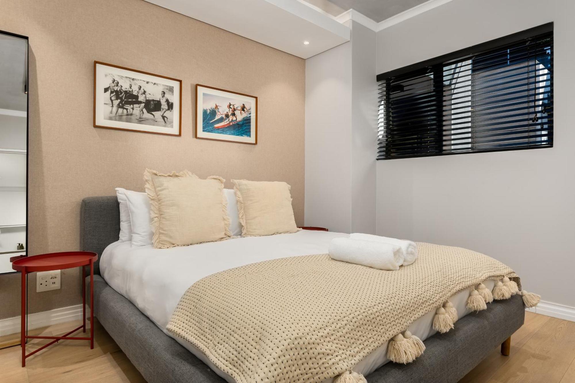 The Docklands Luxury Apartments Cape Town Exterior photo